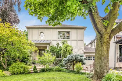 49 Government Road, Toronto W08, On M8x 1w2
