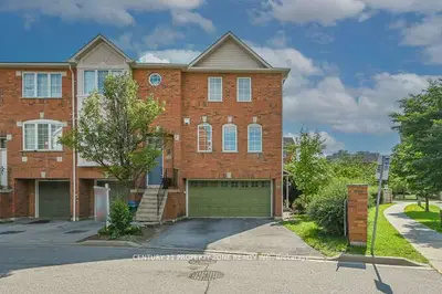 80 Acorn Place 180, Mississauga, On L4z 3s7