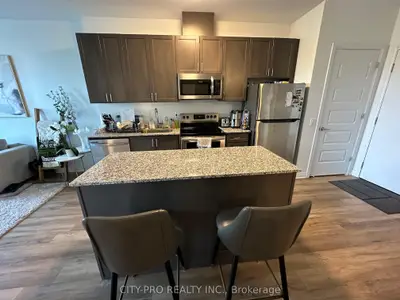 Condo Apartment in Oakville