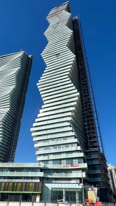 Condo Apartment in Mississauga