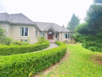 Detached in Milton