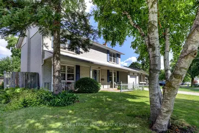 36 Hartsdale Drive, Toronto W09, On M9r 2s5