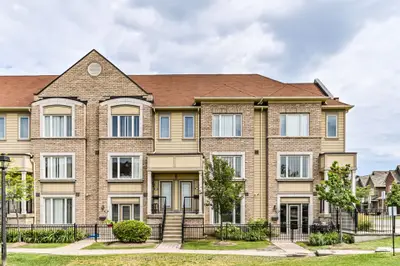 3115 Boxford Crescent 16, Mississauga, On L5m 0x1