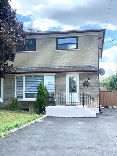 Semi-Detached in Toronto