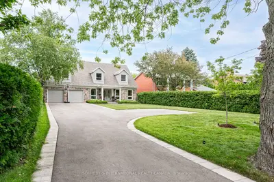 Detached in Burlington