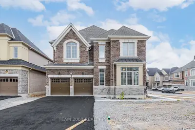 Detached in Brampton