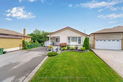 Detached in Toronto