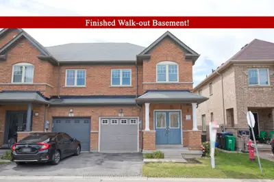 Att/Row/Townhouse in Brampton