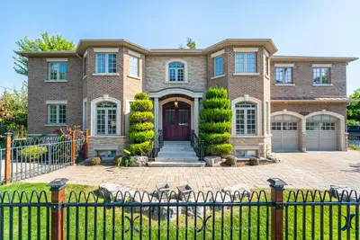 Detached in Mississauga