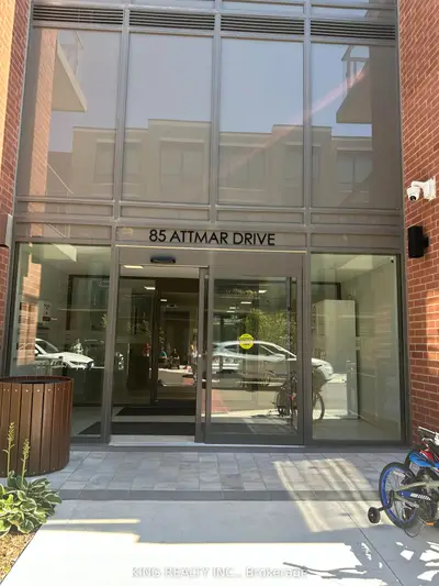 Condo Apartment in Brampton