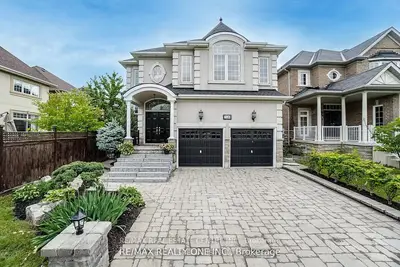 Detached in Mississauga
