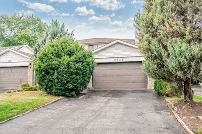 Semi-Detached in Mississauga