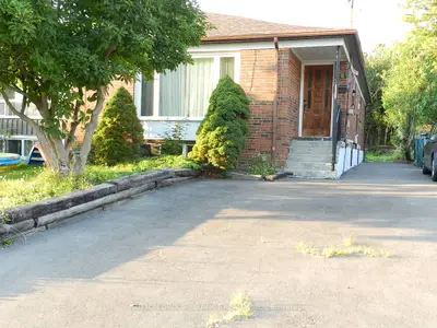 3581 Queenston Drive Bsmt, Mississauga, On L5c 2g9
