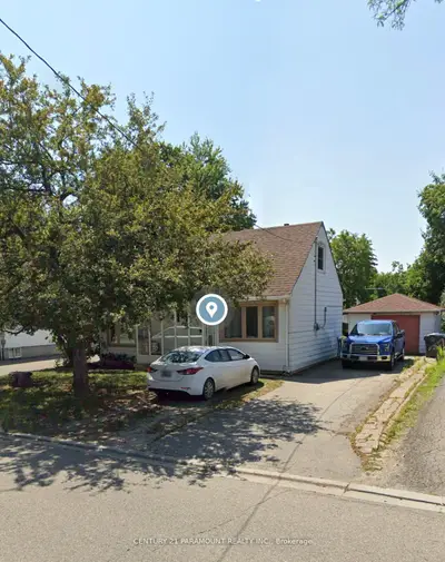 43 North Alarton Street, Mississauga, On L4t 1j9