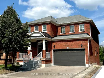 Detached in Milton