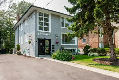 Duplex in Mississauga