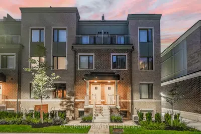 Condo Townhouse in Toronto