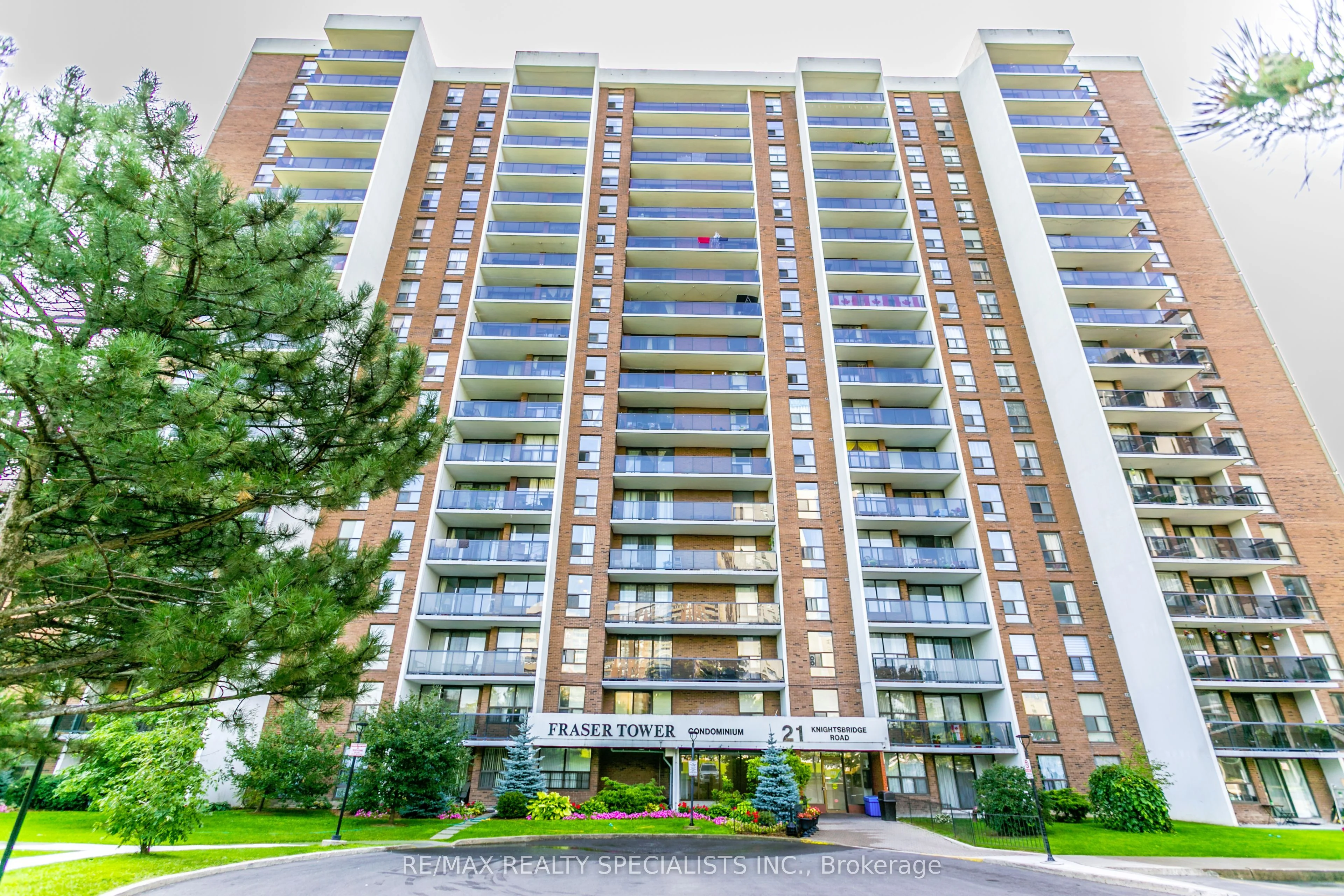 Condo Apartment in Brampton