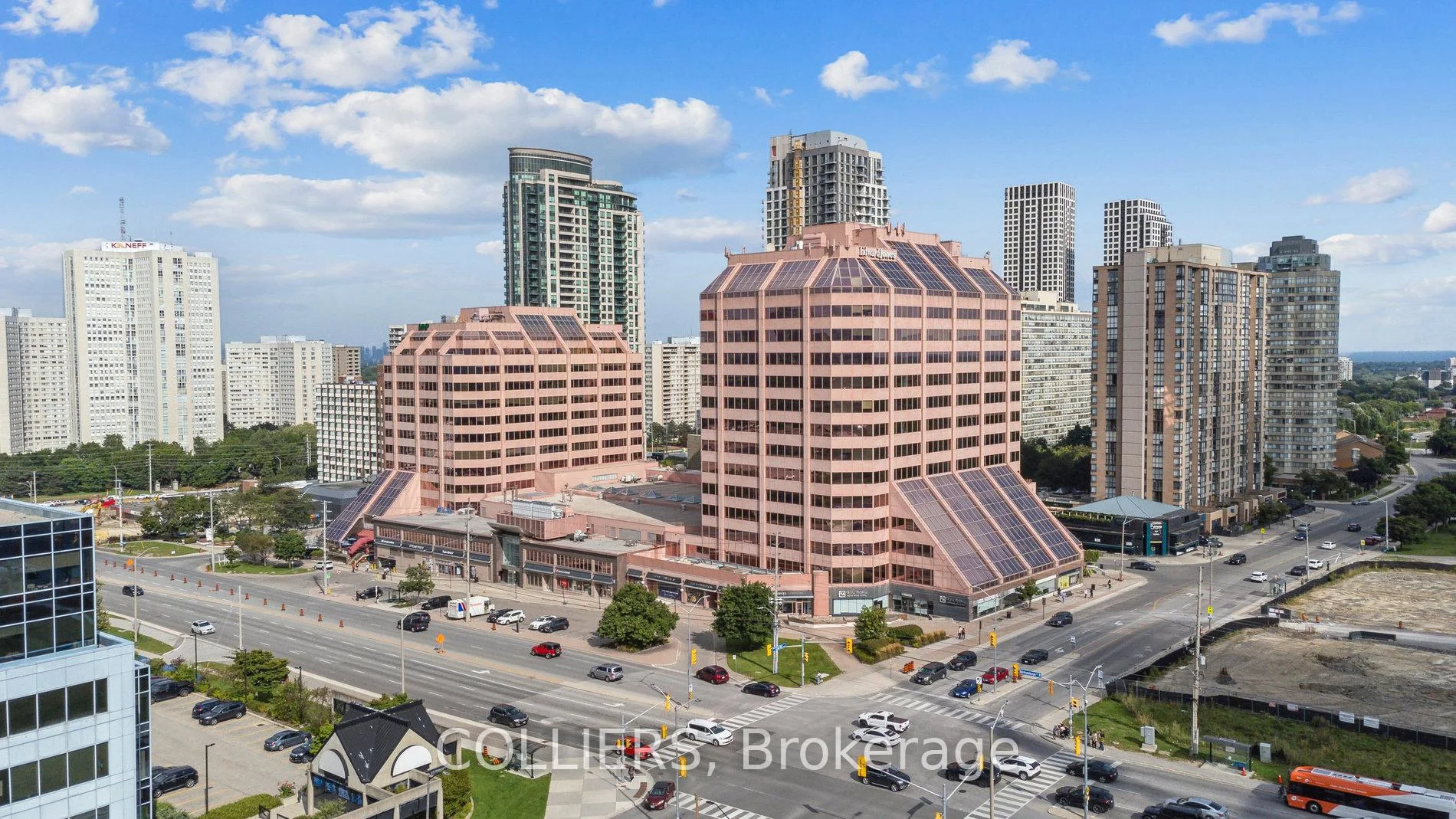 50 Burnhamthorpe Road 1500, Mississauga, ON L5B 3C3