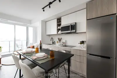 Condo Apartment in Toronto