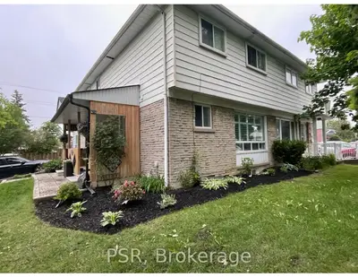 Semi-Detached in Mississauga