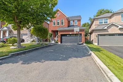 Detached in Brampton