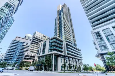 59 Annie Craig Drive 517, Toronto W06, On M8v 0c4
