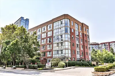 Condo Apartment in Toronto