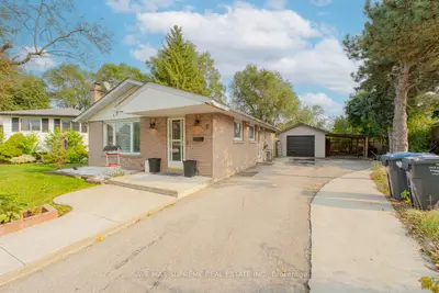 Detached in Brampton