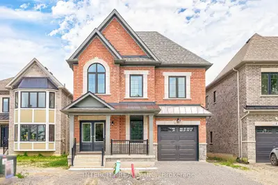 6 Allegrezza Court, Toronto W04, On M6a 1t9