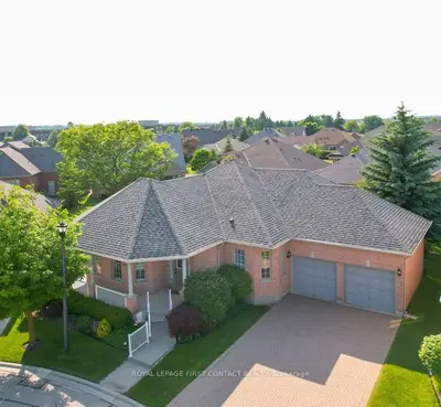 Detached Condo in Brampton