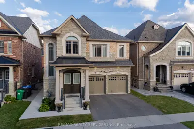 Detached in Brampton
