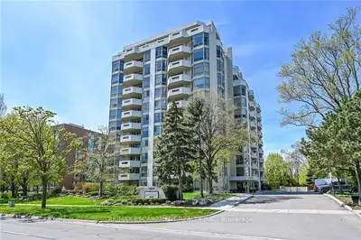 Condo Apartment in Burlington