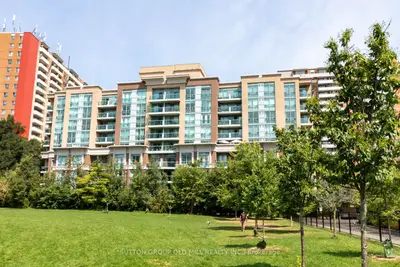 Condo Apartment in Toronto