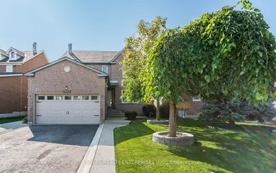 Detached in Mississauga