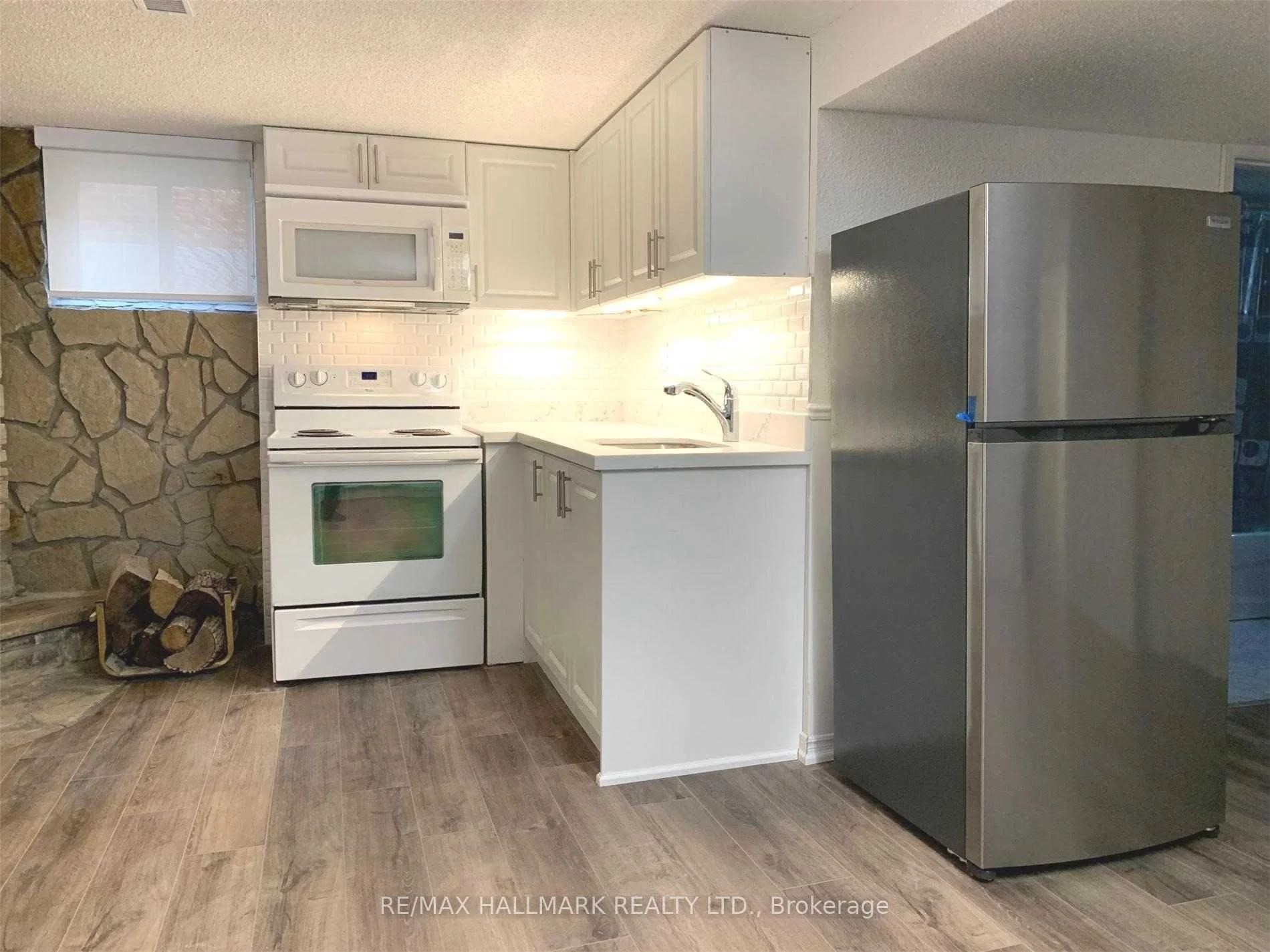 576 Drymen Crescent, Mississauga, On L5g 2p1
