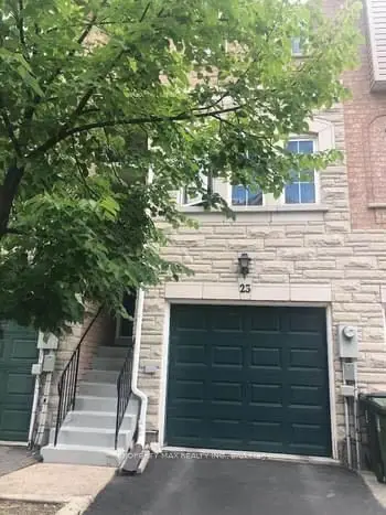 Condo Townhouse in Toronto