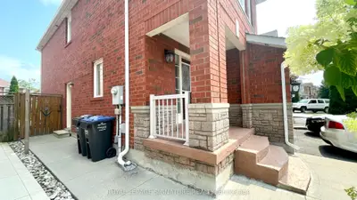 Detached in Brampton