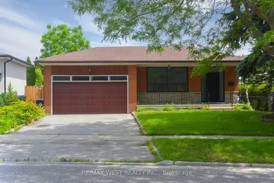 Detached in Toronto