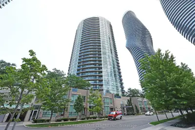 Condo Apartment in Mississauga