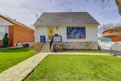 Detached in Toronto