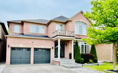 Detached in Oakville