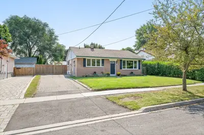 Detached in Halton Hills