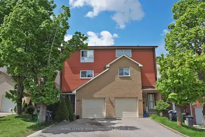 Semi-Detached in Mississauga