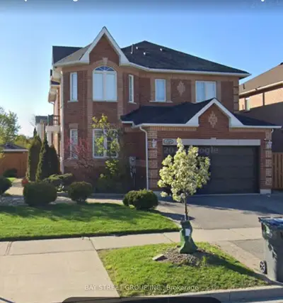 3972 Mcdowell Drive, Mississauga, On L5m 6p4