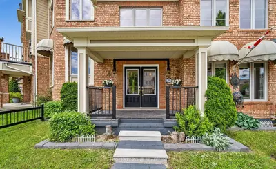 Att/Row/Townhouse in Milton