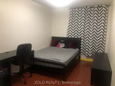 Condo Townhouse in Mississauga
