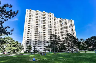 Condo Apartment in Toronto