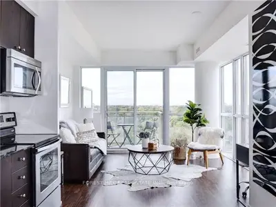 Condo Apartment in Toronto