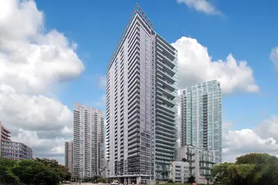 Condo Apartment in Mississauga